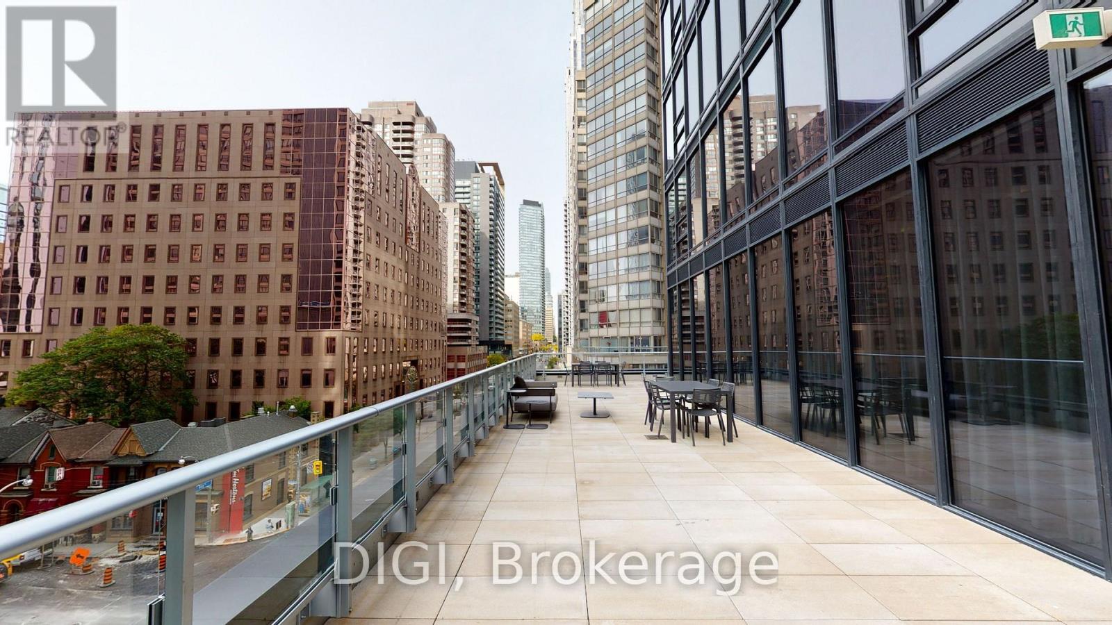 4305 - 55 Gerrard Street W, Toronto, Ontario  M5G 2K2 - Photo 26 - C12451179
