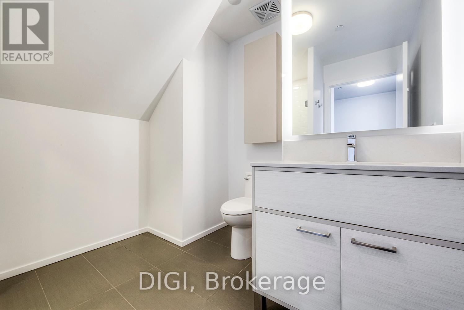 4305 - 55 Gerrard Street W, Toronto, Ontario  M5G 2K2 - Photo 8 - C12451179