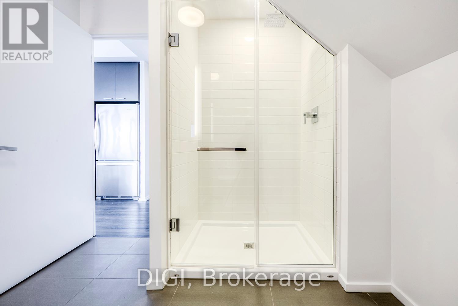 4305 - 55 Gerrard Street W, Toronto, Ontario  M5G 2K2 - Photo 9 - C12451179