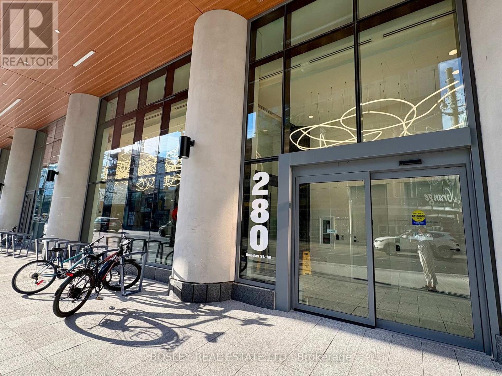 1611 - 280 Dundas Street W, Toronto, Ontario  M5T 0E3 - Photo 10 - C12451189