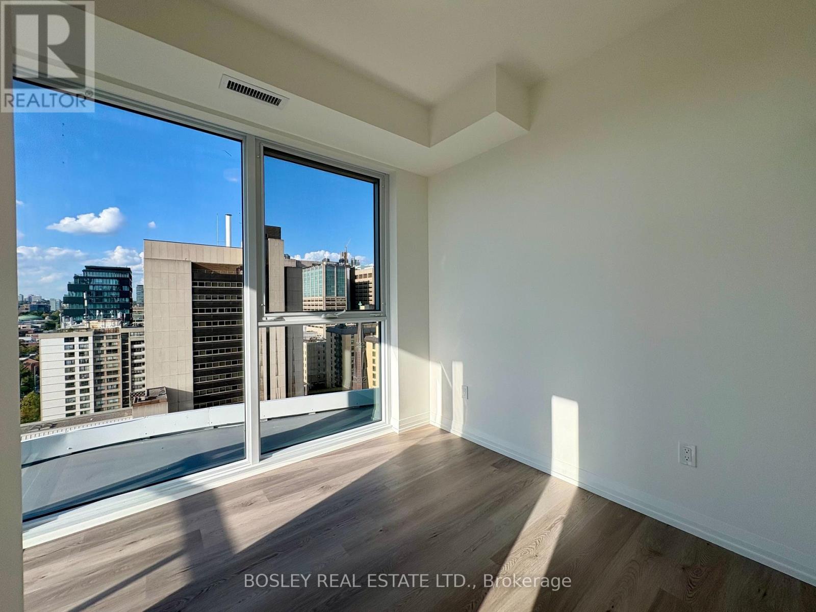 1611 - 280 Dundas Street W, Toronto, Ontario  M5T 0E3 - Photo 5 - C12451189