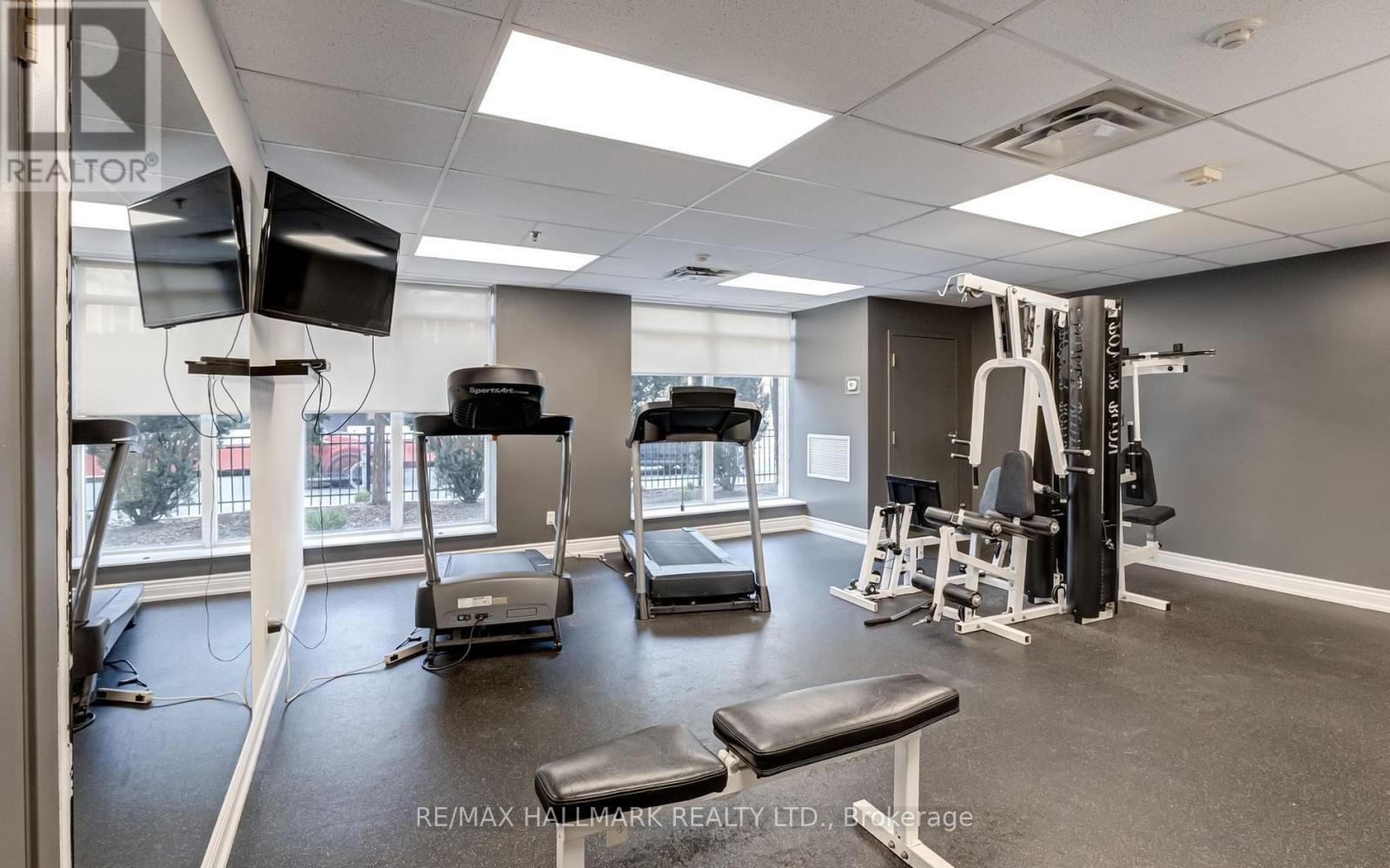 408 - 140 Bathurst Street, Toronto, Ontario  M5V 3N8 - Photo 21 - C12451196