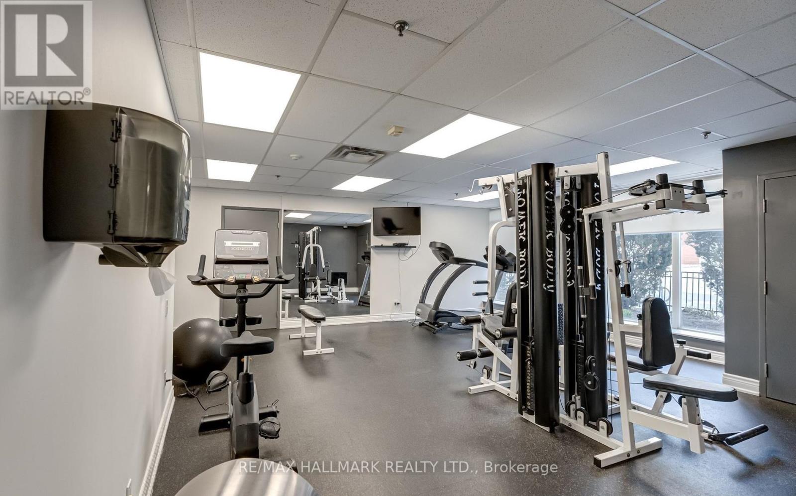 408 - 140 Bathurst Street, Toronto, Ontario  M5V 3N8 - Photo 22 - C12451196