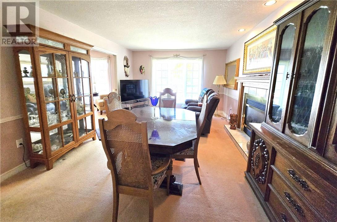 77 Robinson Street W, Little Current, Ontario  P0P 1K0 - Photo 10 - 2125123