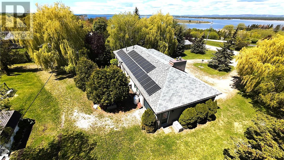 77 Robinson Street W, Little Current, Ontario  P0P 1K0 - Photo 27 - 2125123