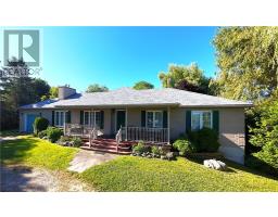 77 Robinson Street W, Little Current, Ontario
