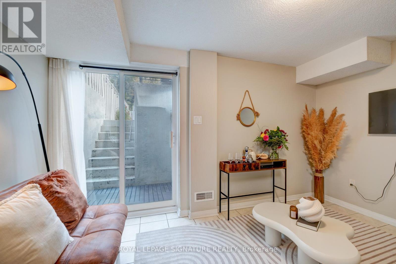 21 Trent Avenue, Toronto, Ontario  M4C 5C6 - Photo 28 - E12451187