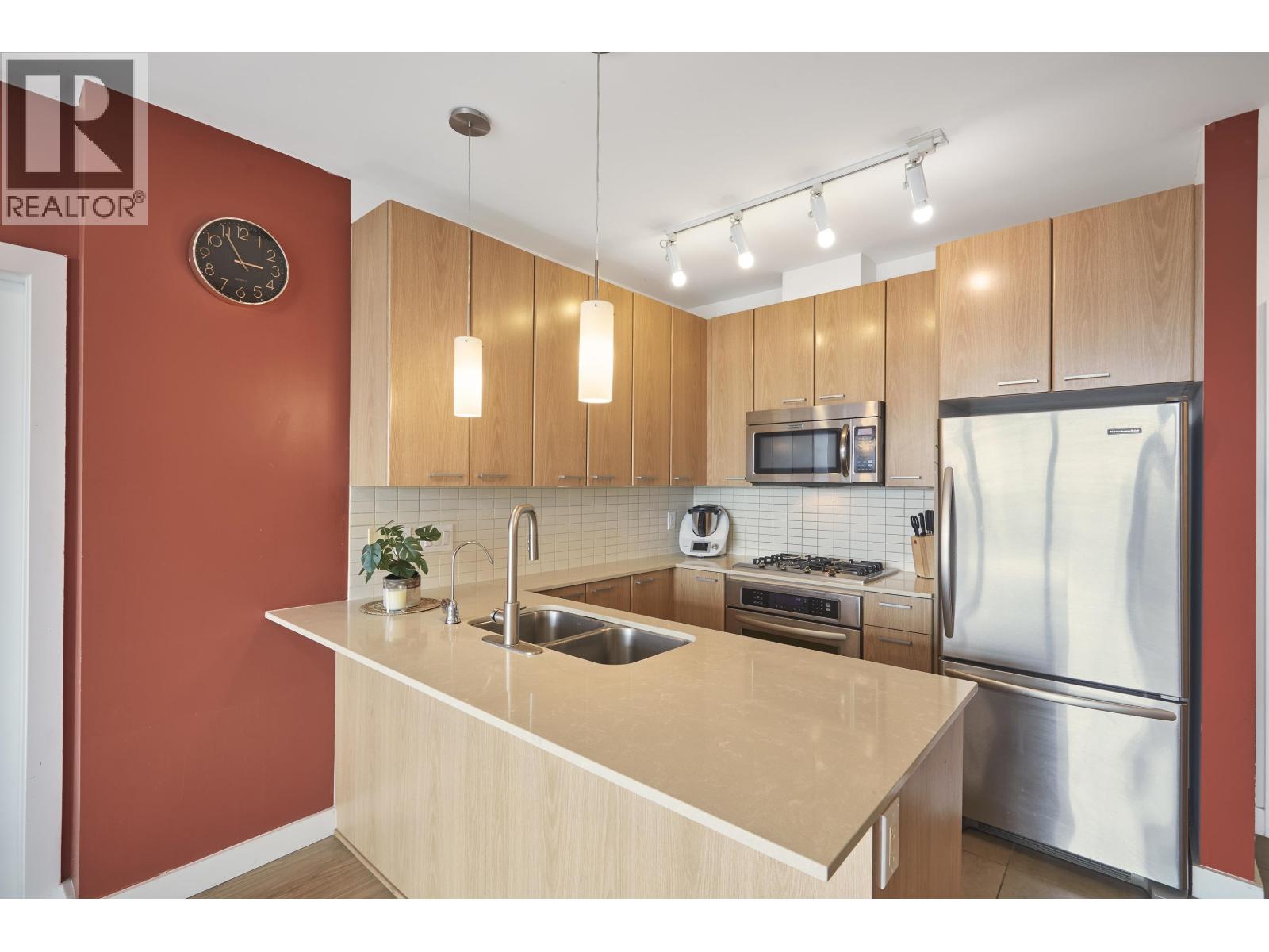 3705 2955 Atlantic Avenue, Coquitlam, British Columbia  V3B 0H9 - Photo 2 - R3056505