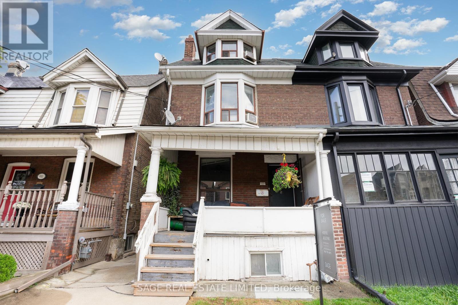 629 OSSINGTON AVENUE, Toronto, Ontario