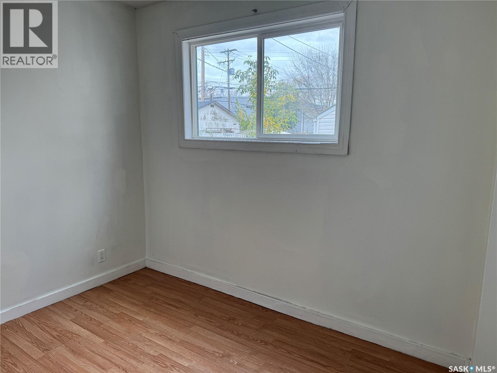 318 H Avenue S, Saskatoon, Saskatchewan  S7M 1W3 - Photo 10 - SK020374