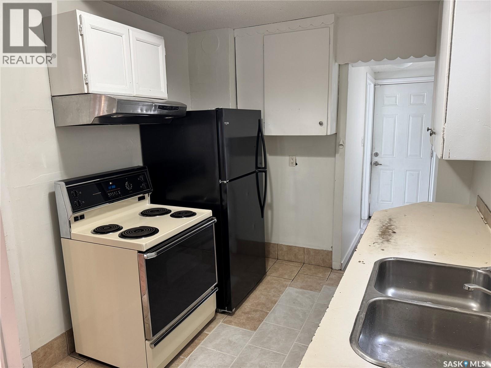 318 H Avenue S, Saskatoon, Saskatchewan  S7M 1W3 - Photo 12 - SK020374