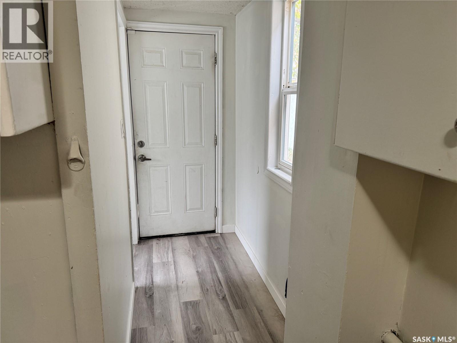 318 H Avenue S, Saskatoon, Saskatchewan  S7M 1W3 - Photo 14 - SK020374