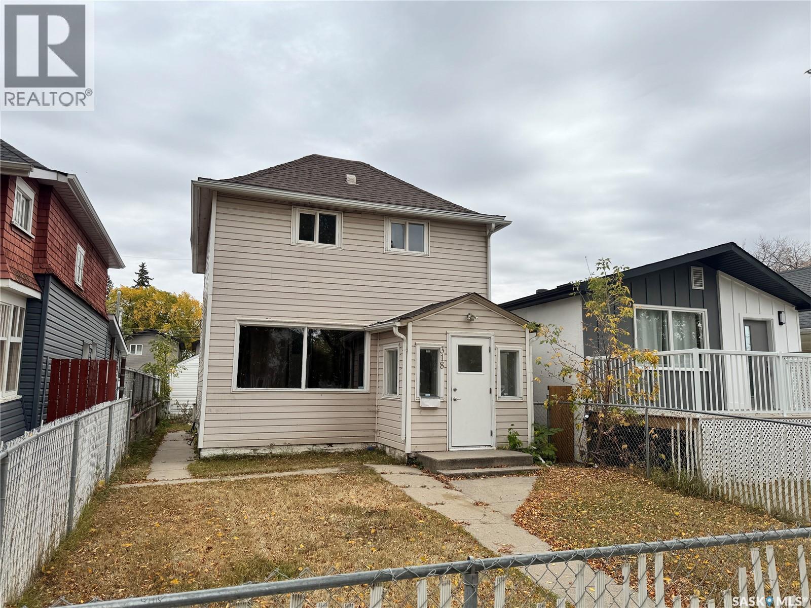 318 H Avenue S, Saskatoon, Saskatchewan  S7M 1W3 - Photo 2 - SK020374