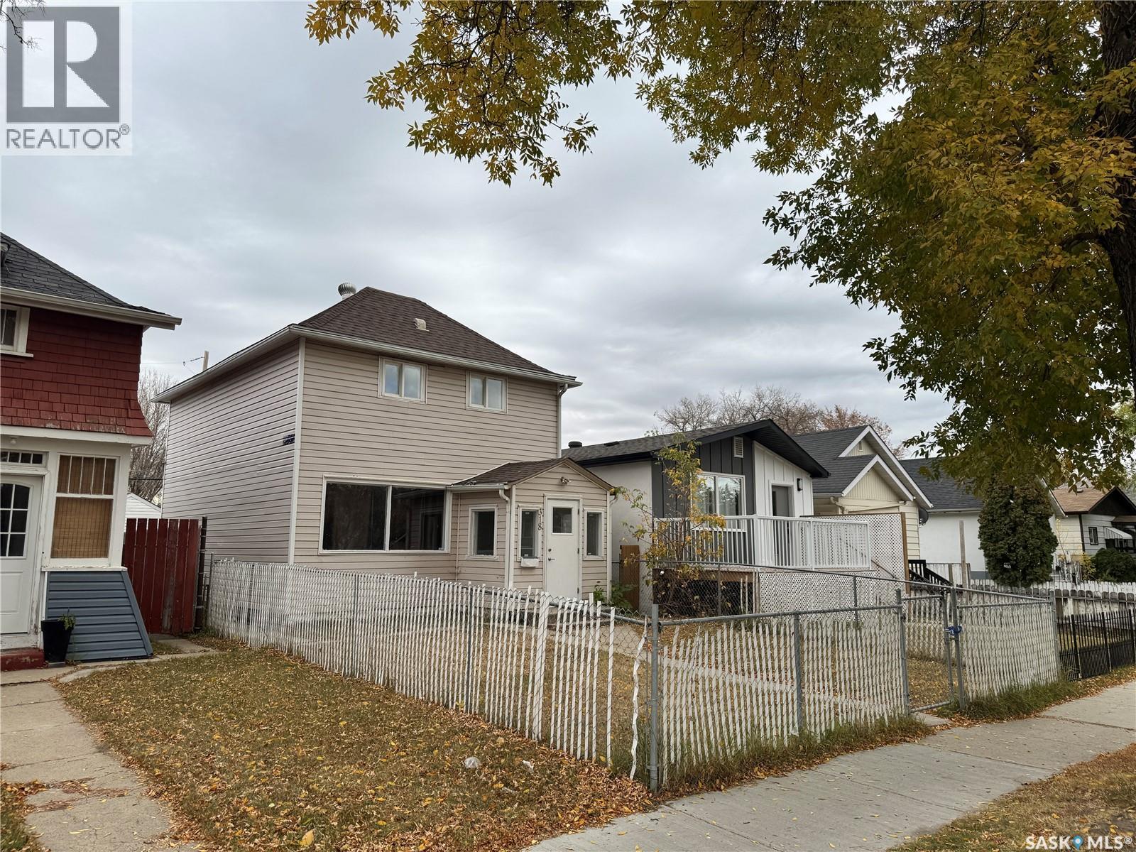318 H Avenue S, Saskatoon, Saskatchewan  S7M 1W3 - Photo 3 - SK020374