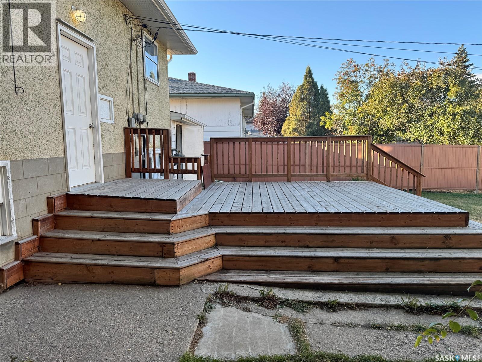 325 V Avenue S, Saskatoon, Saskatchewan  S7M 3E4 - Photo 26 - SK020371