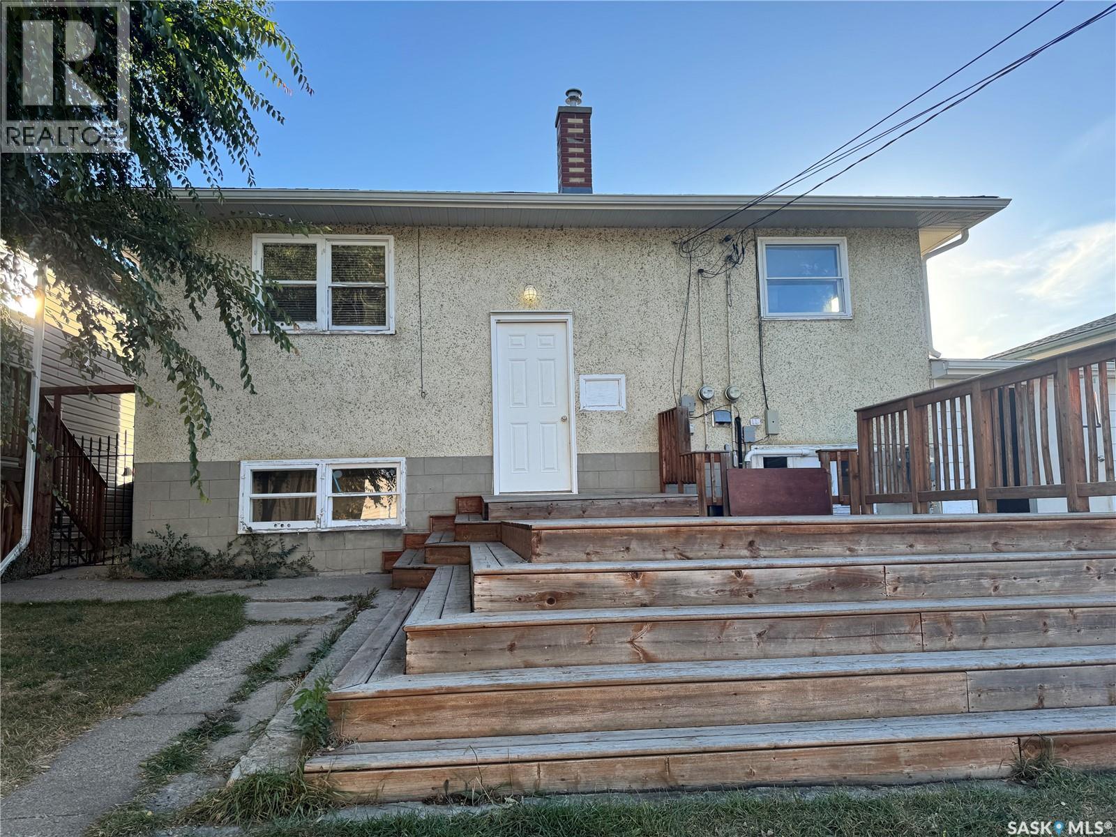 325 V Avenue S, Saskatoon, Saskatchewan  S7M 3E4 - Photo 27 - SK020371