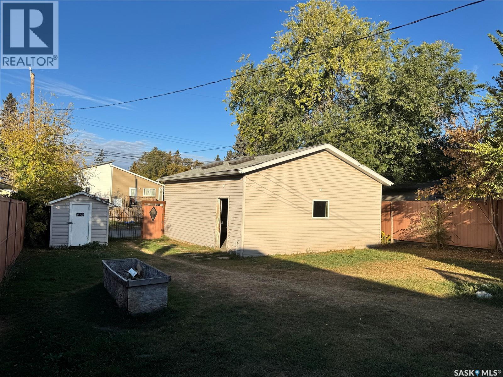 325 V Avenue S, Saskatoon, Saskatchewan  S7M 3E4 - Photo 30 - SK020371