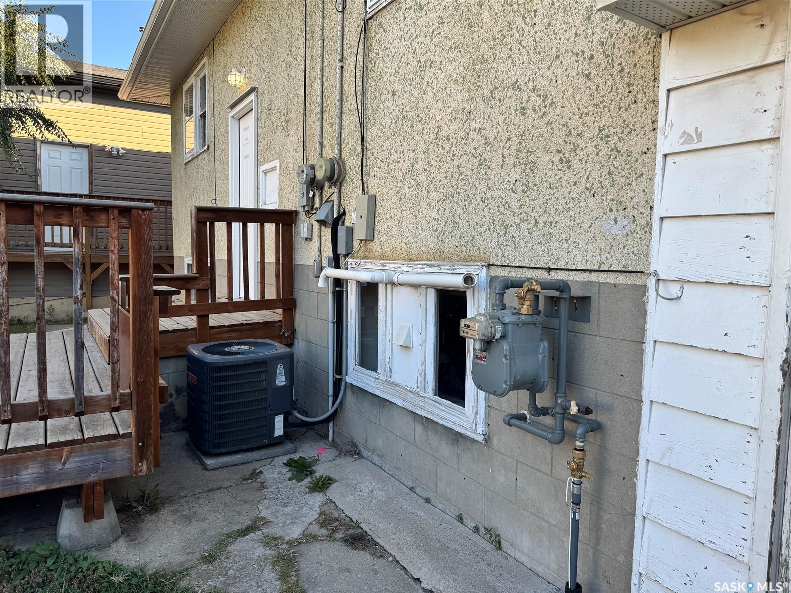 325 V Avenue S, Saskatoon, Saskatchewan  S7M 3E4 - Photo 34 - SK020371