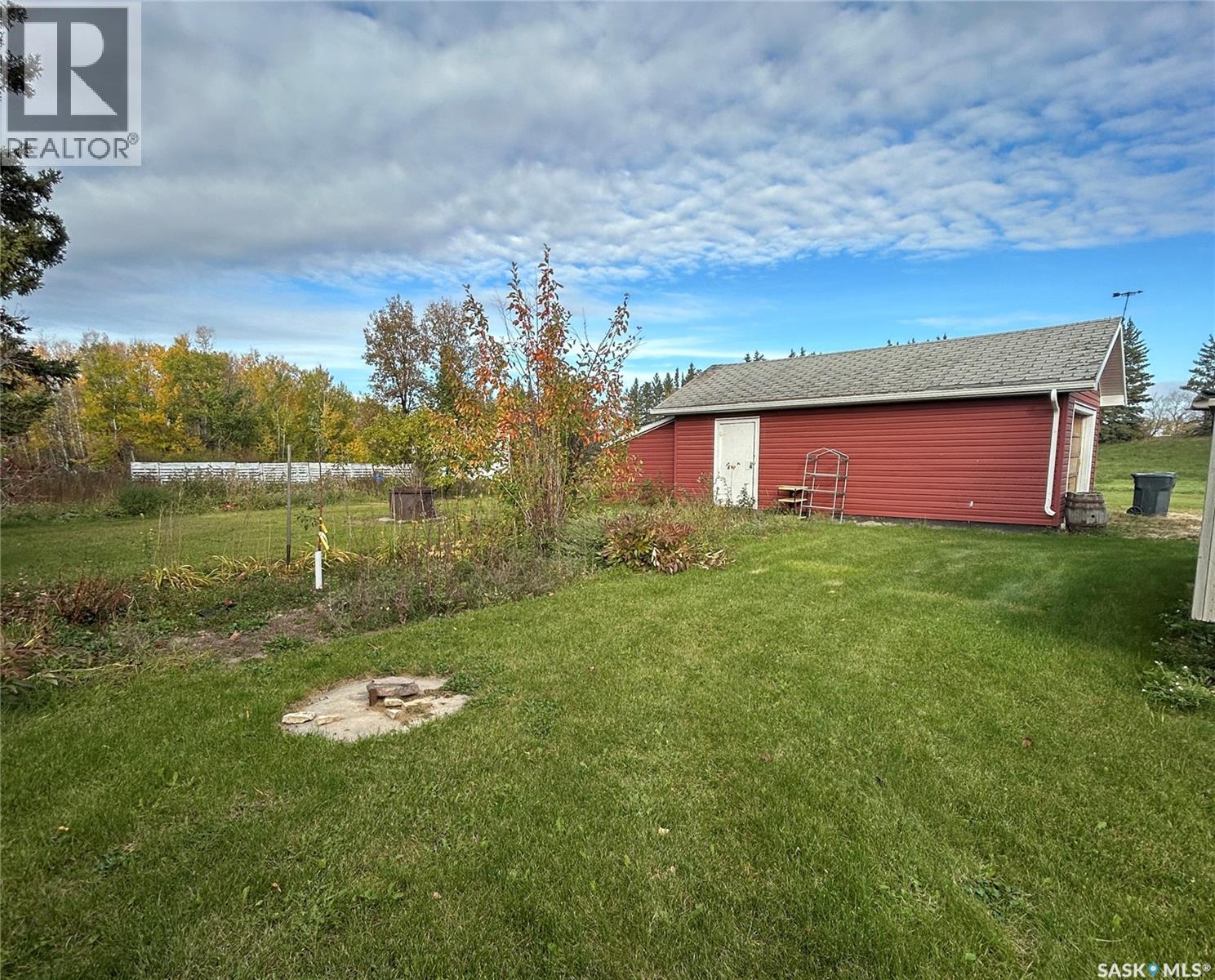 102 2nd Avenue N, Lintlaw, Saskatchewan  S0A 2H0 - Photo 8 - SK020367