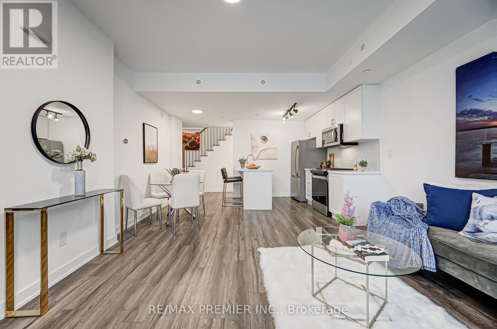 8 - 1479 O'connor Drive, Toronto, Ontario  M4B 0A7 - Photo 15 - E12414424