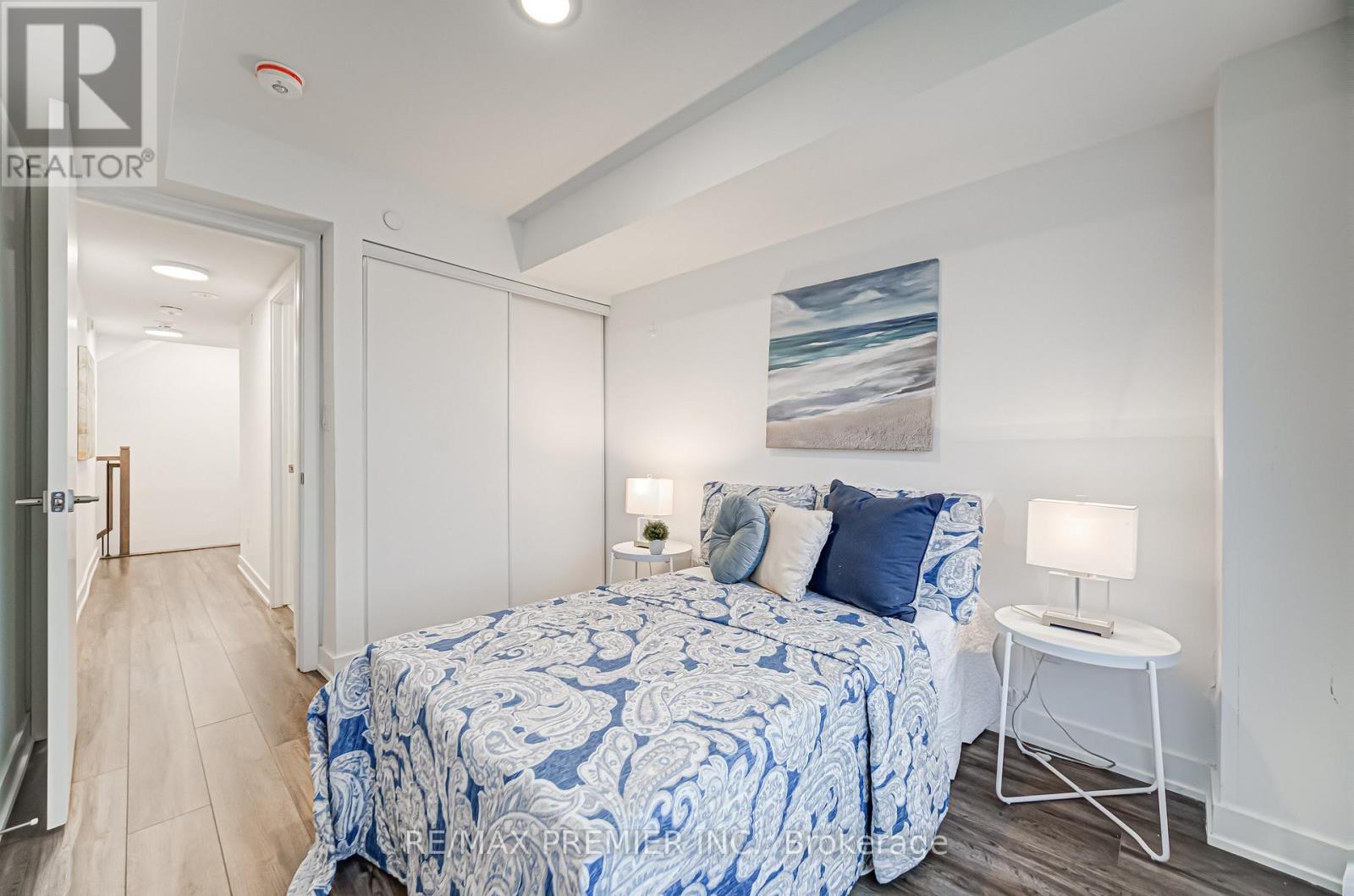 8 - 1479 O'connor Drive, Toronto, Ontario  M4B 0A7 - Photo 41 - E12414424