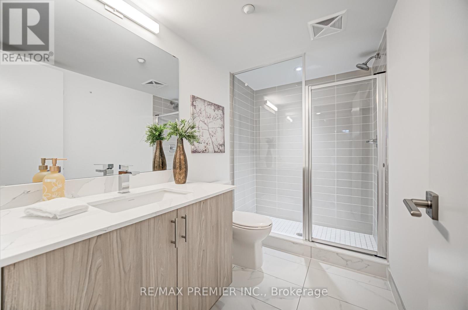 8 - 1479 O'connor Drive, Toronto, Ontario  M4B 0A7 - Photo 36 - E12414424