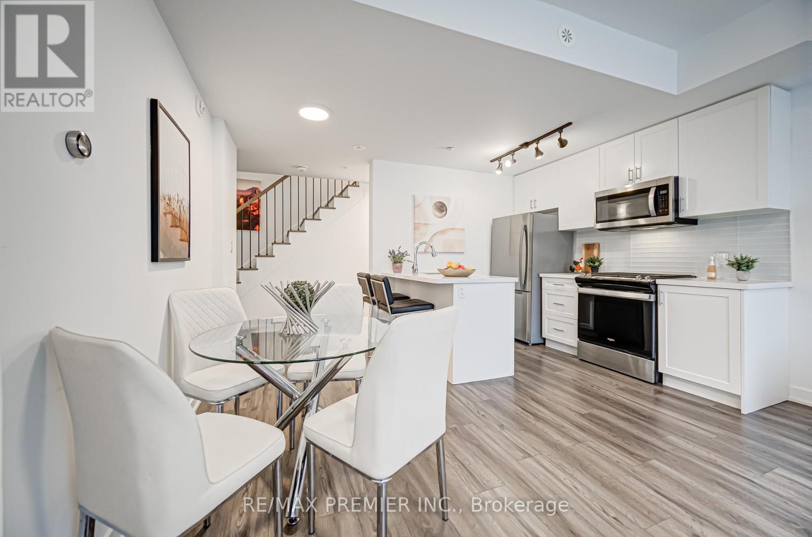 8 - 1479 O'connor Drive, Toronto, Ontario  M4B 0A7 - Photo 21 - E12414424