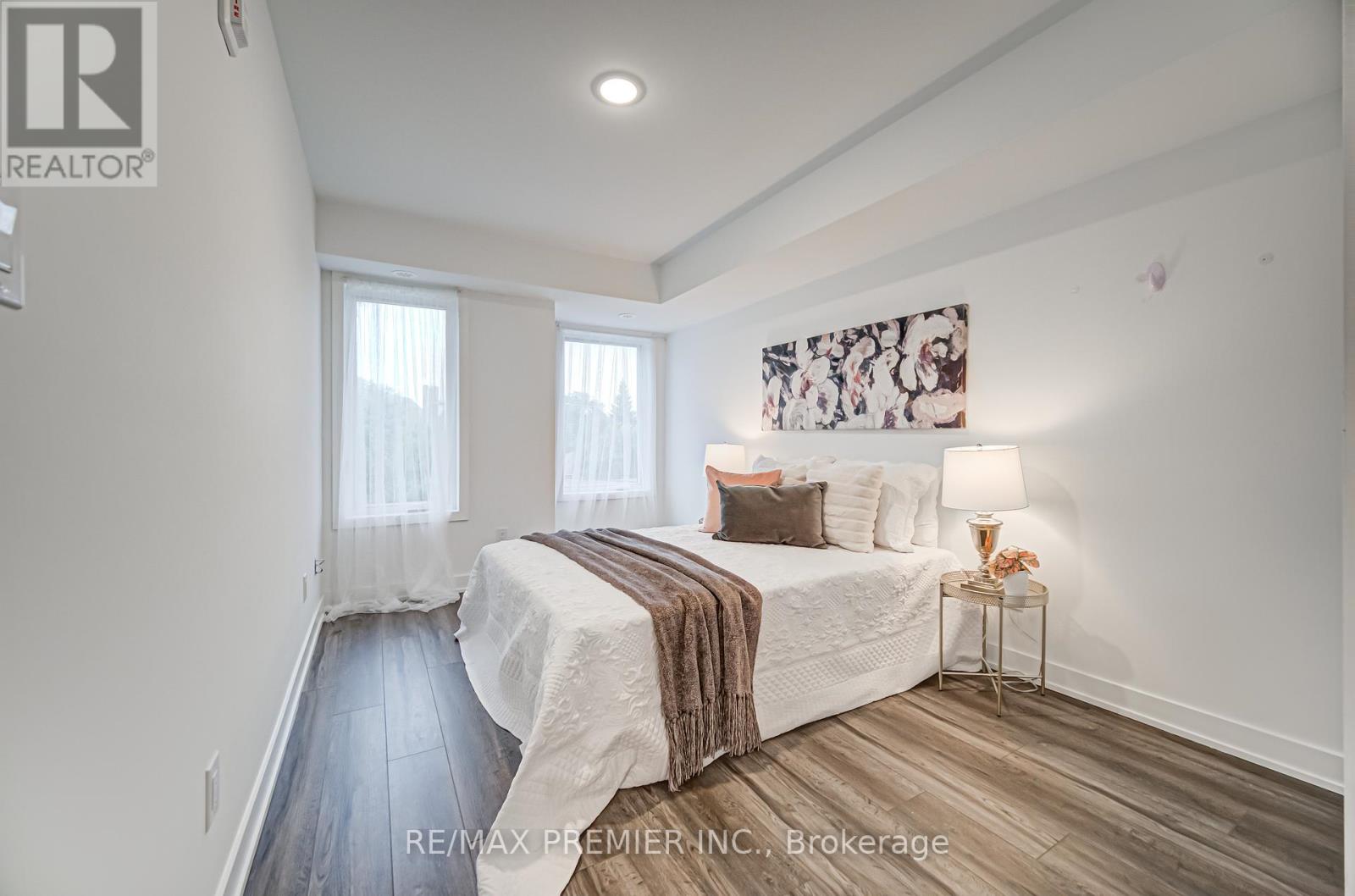 8 - 1479 O'connor Drive, Toronto, Ontario  M4B 0A7 - Photo 33 - E12414424