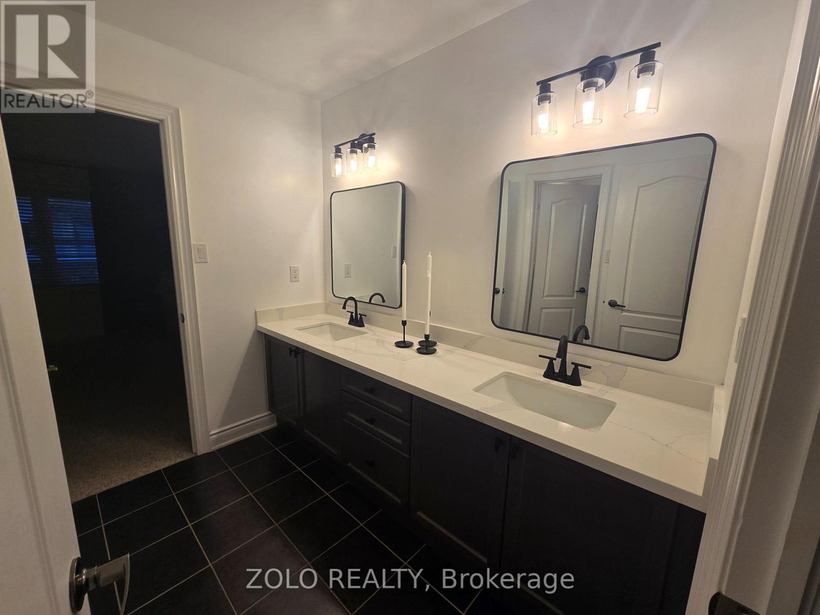 11 John Davis Gate, Whitchurch-Stouffville, Ontario  L4A 1V5 - Photo 31 - N12451155