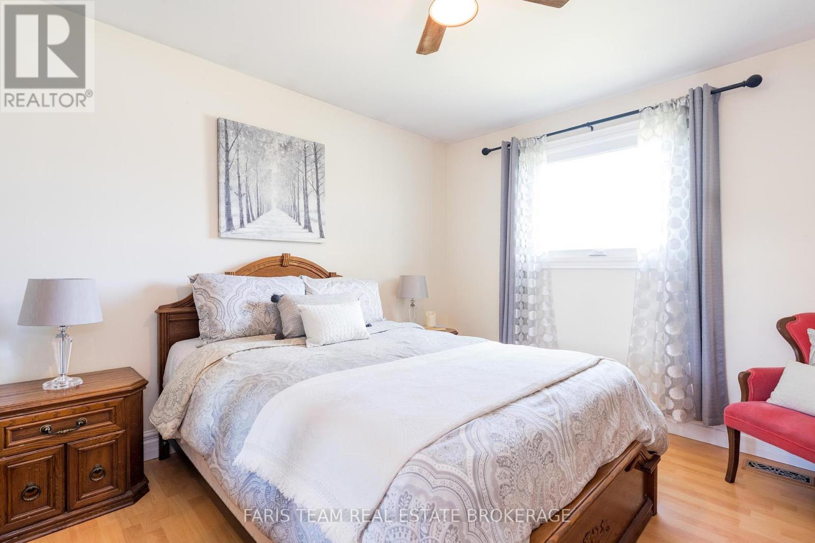 29 Jamieson Drive, Adjala-Tosorontio, Ontario  L0N 1R0 - Photo 14 - N12451195