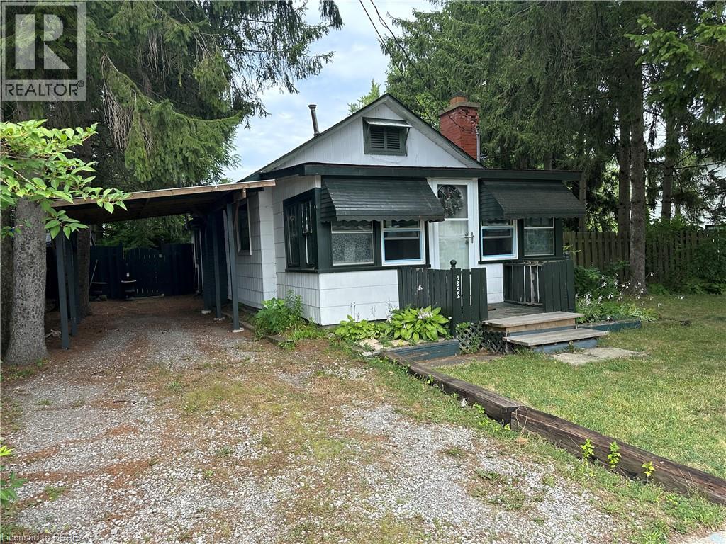 3852 Roxborough Avenue, Crystal Beach, Ontario  L0S 1B0 - Photo 1 - 40776686