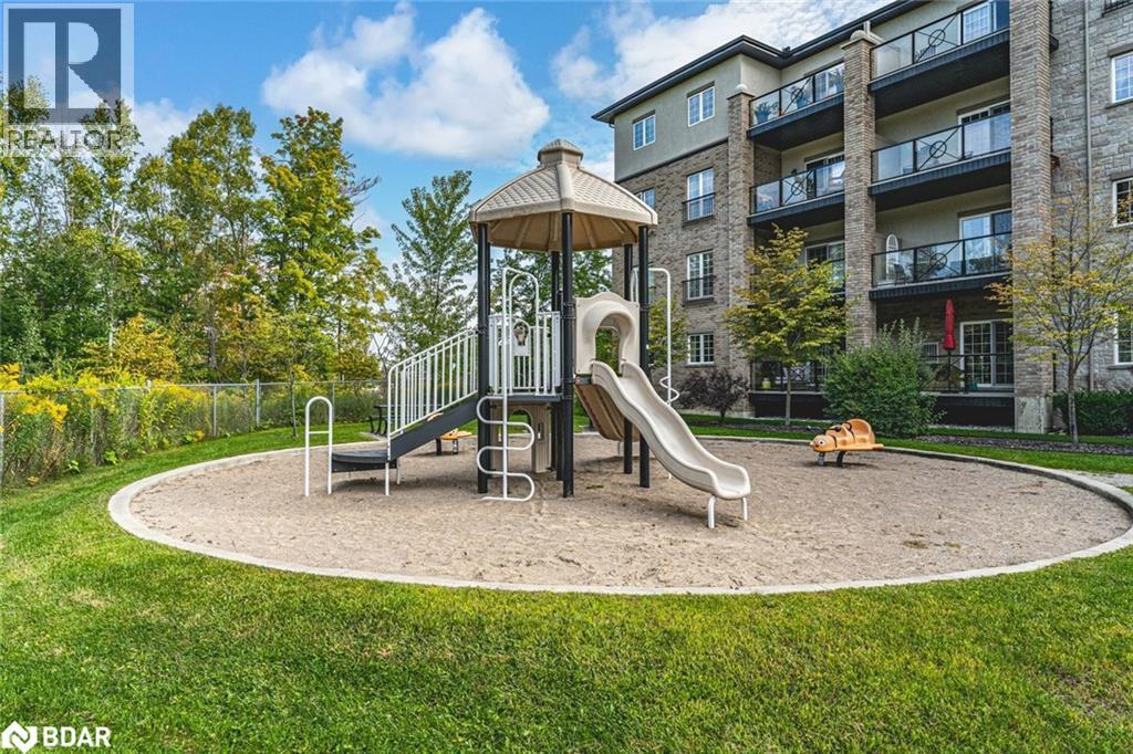 40 Ferndale Drive S Unit# 209, Barrie, Ontario  L4N 2L3 - Photo 11 - 40775984