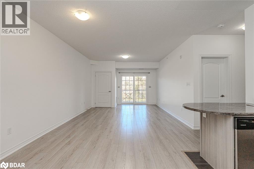 40 Ferndale Drive S Unit# 209, Barrie, Ontario  L4N 2L3 - Photo 4 - 40775984