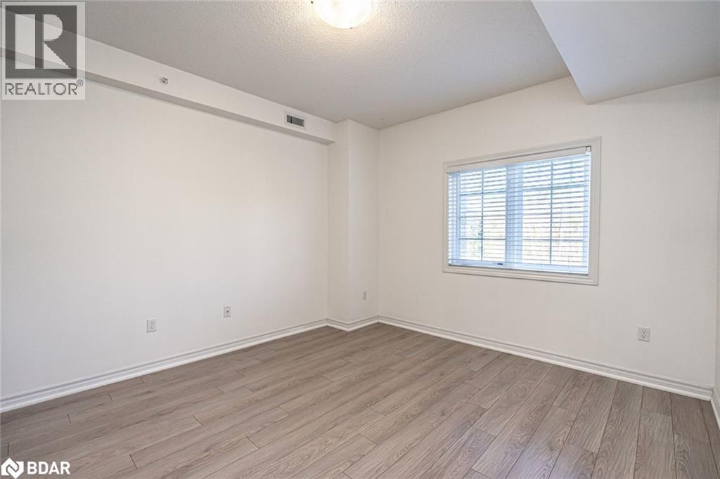 40 Ferndale Drive S Unit# 209, Barrie, Ontario  L4N 2L3 - Photo 6 - 40775984