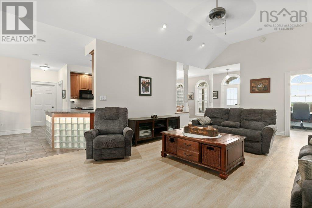 1578 Cooks Brook Road, Cooks Brook, Nova Scotia  B0N 2H0 - Photo 10 - 202524850