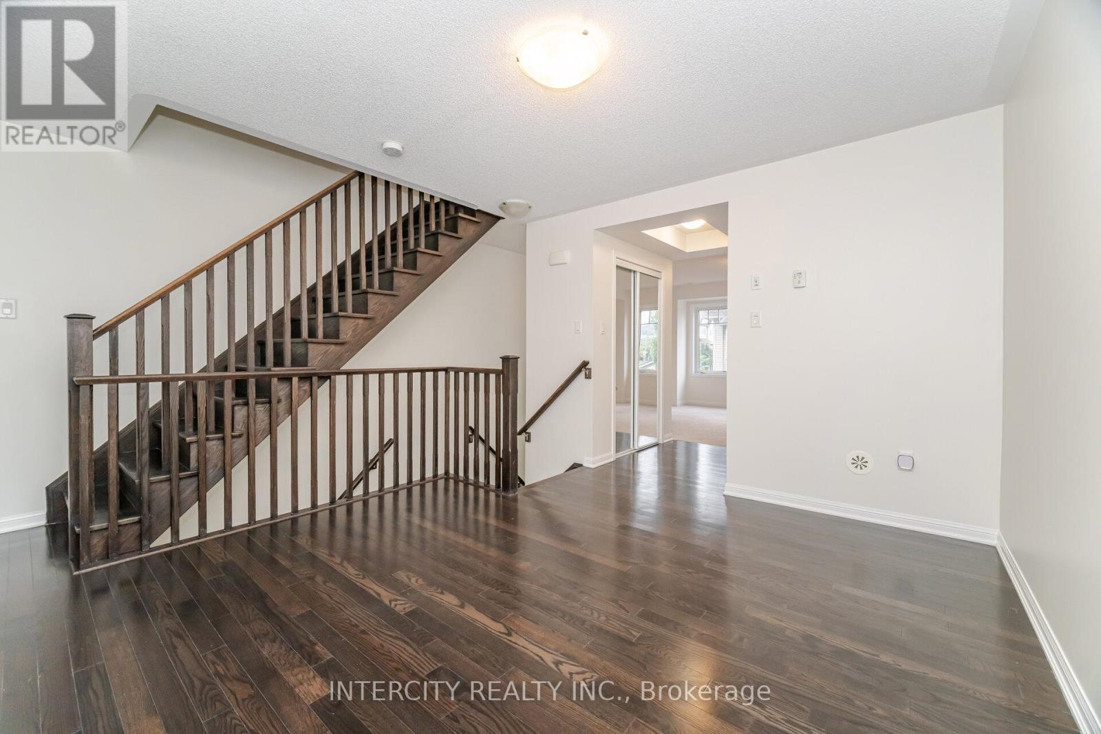 36 - 6020 Derry Road, Milton, Ontario  L9T 8L6 - Photo 11 - W12448178