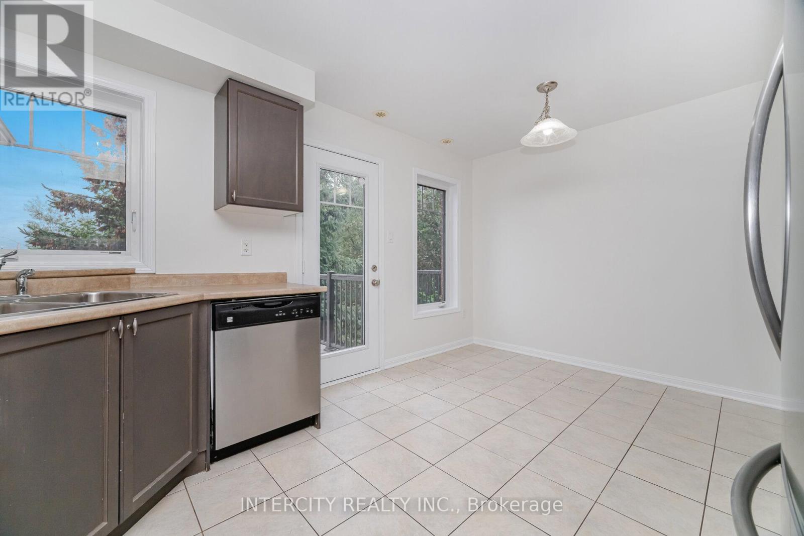 36 - 6020 Derry Road, Milton, Ontario  L9T 8L6 - Photo 23 - W12448178