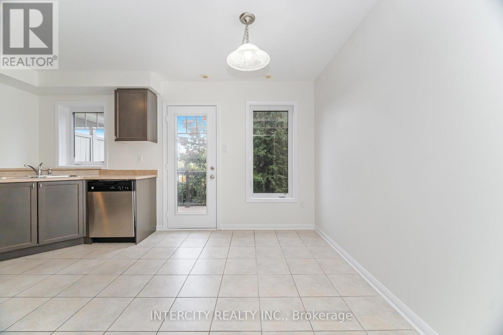 36 - 6020 Derry Road, Milton, Ontario  L9T 8L6 - Photo 18 - W12448178