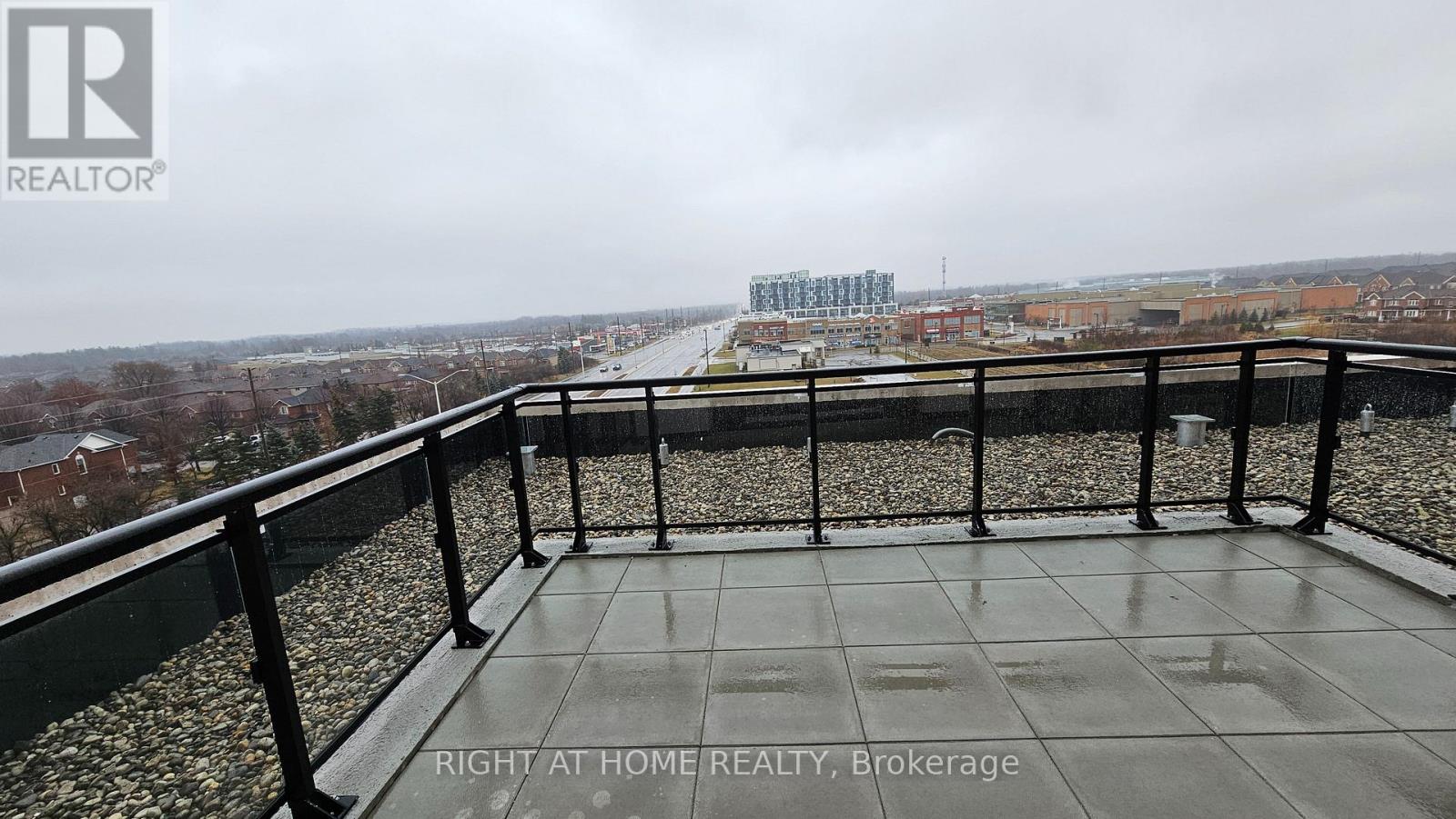 530 - 405 Dundas Street W, Oakville, Ontario  L6M 5P9 - Photo 19 - W12451156