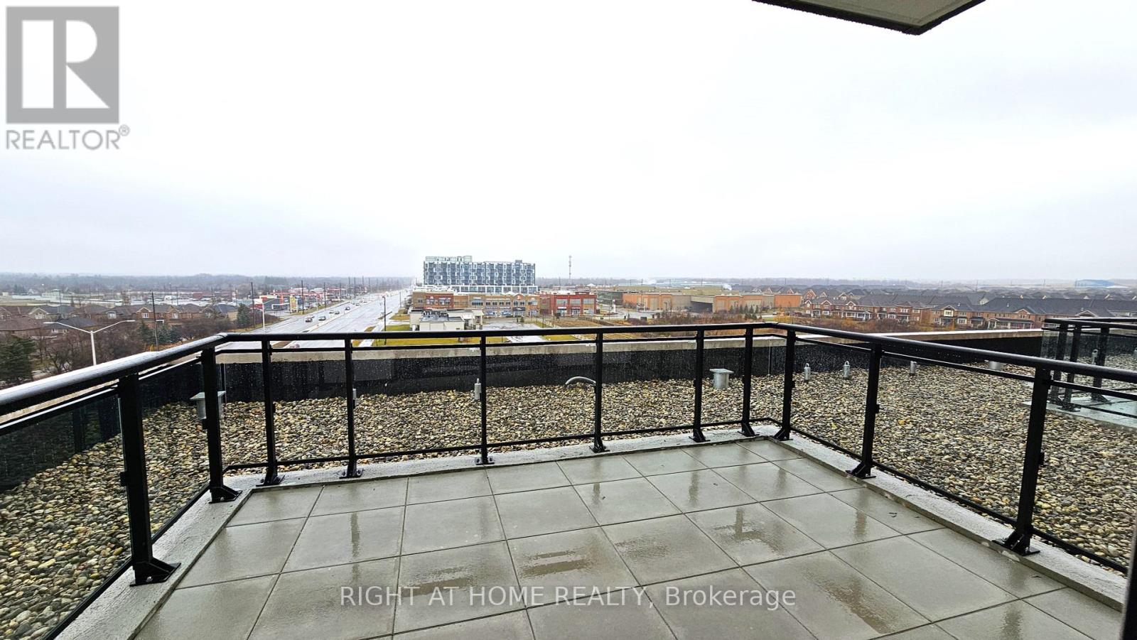 530 - 405 Dundas Street W, Oakville, Ontario  L6M 5P9 - Photo 20 - W12451156