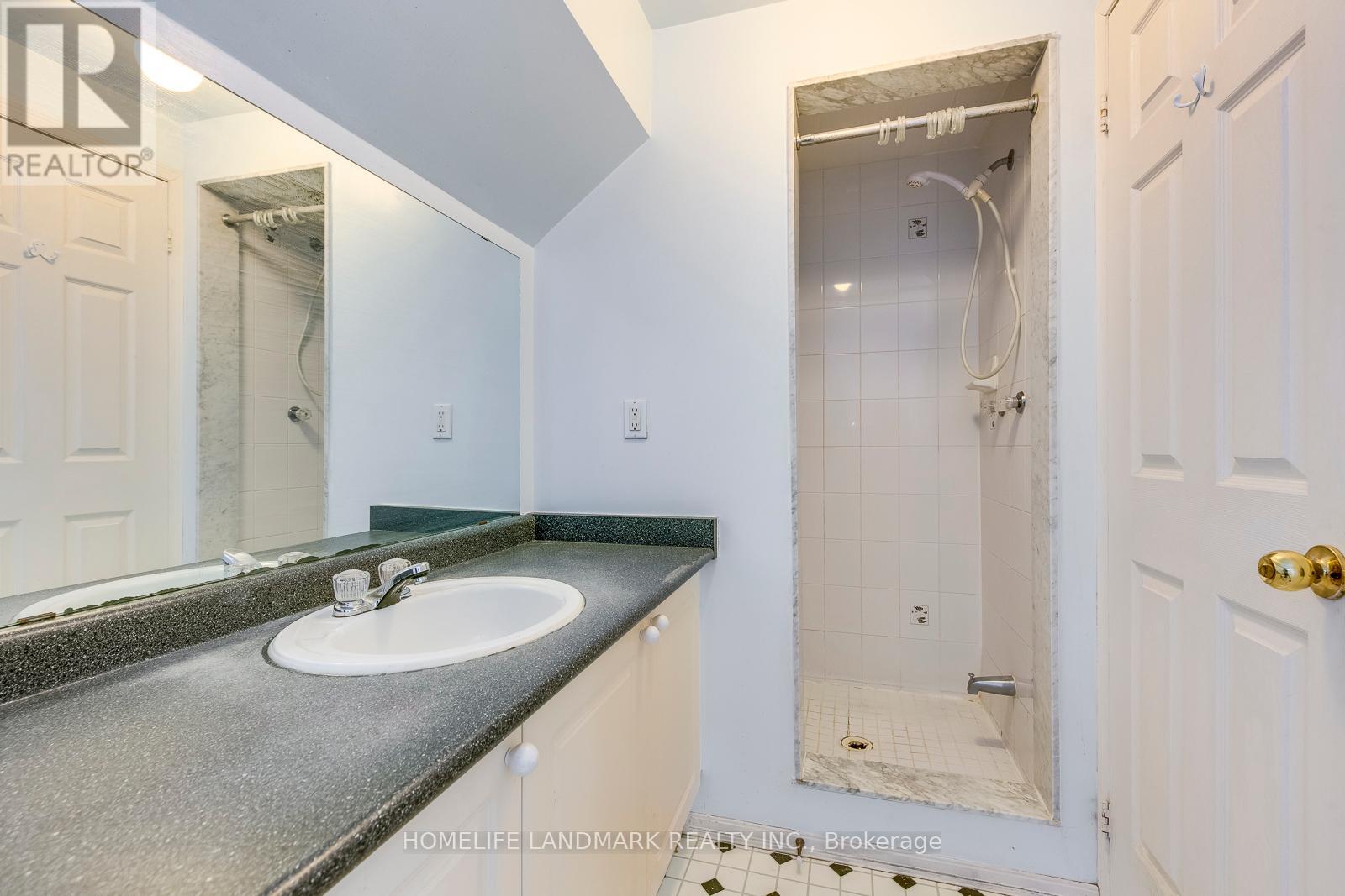 123 - 1050 Bristol Road W, Mississauga, Ontario  L5V 2E8 - Photo 17 - W12451166