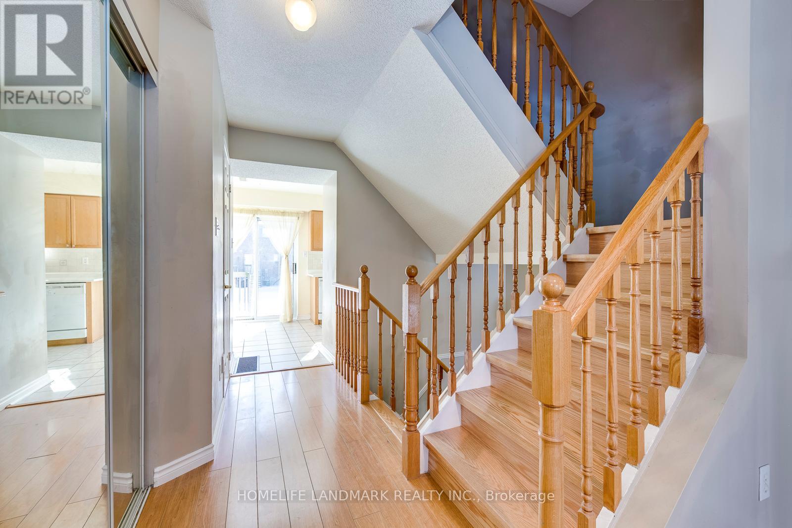 123 - 1050 Bristol Road W, Mississauga, Ontario  L5V 2E8 - Photo 9 - W12451166