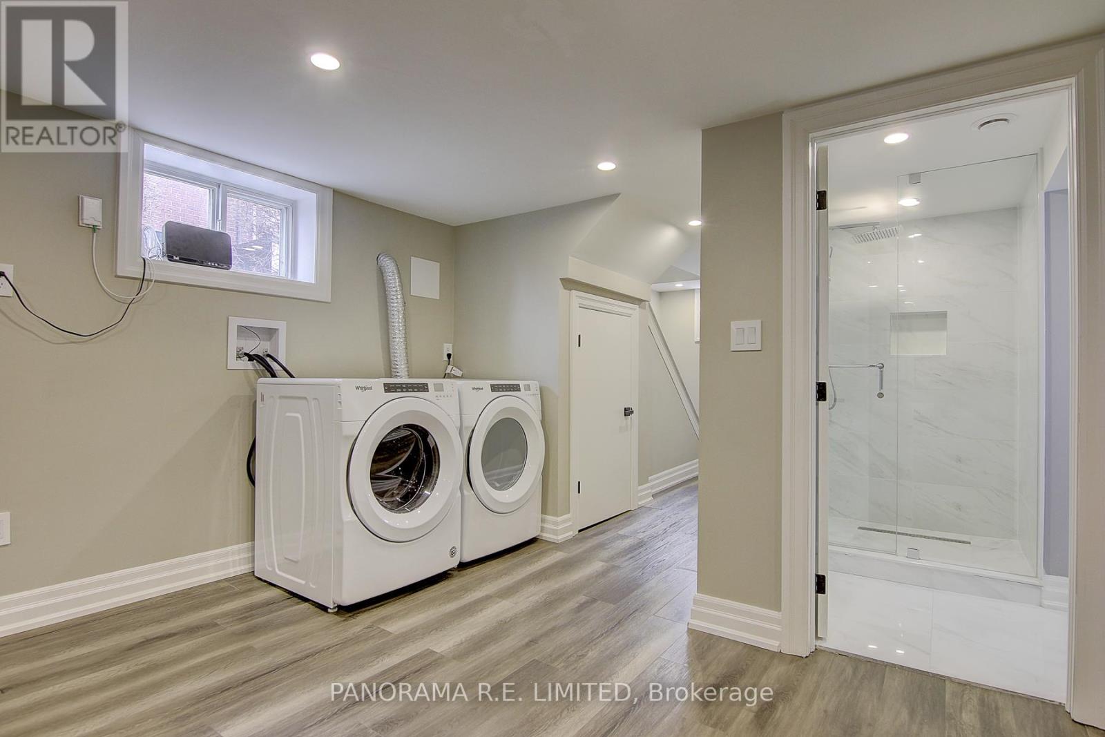 50 Maydolph Road, Toronto, Ontario  M9B 1W5 - Photo 12 - W12451203