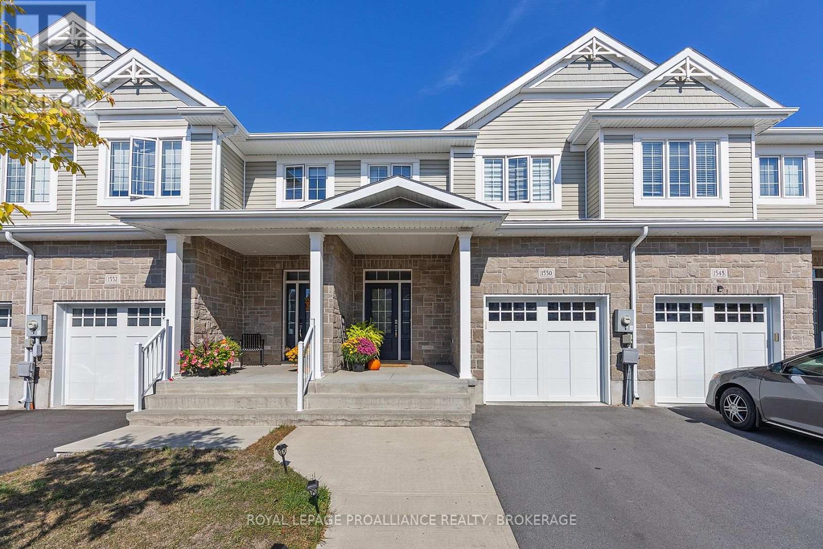 1550 Davenport Crescent, Kingston, Ontario  K7P 0M6 - Photo 2 - X12451242