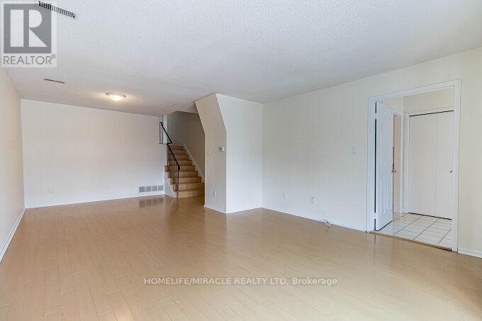 2868 Windjammer Road, Mississauga, Ontario  L5L 1T7 - Photo 18 - W12420696