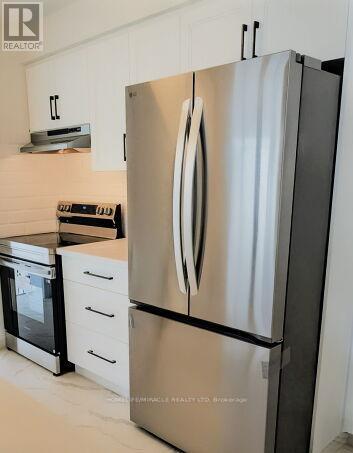 2868 Windjammer Road, Mississauga, Ontario  L5L 1T7 - Photo 9 - W12420696