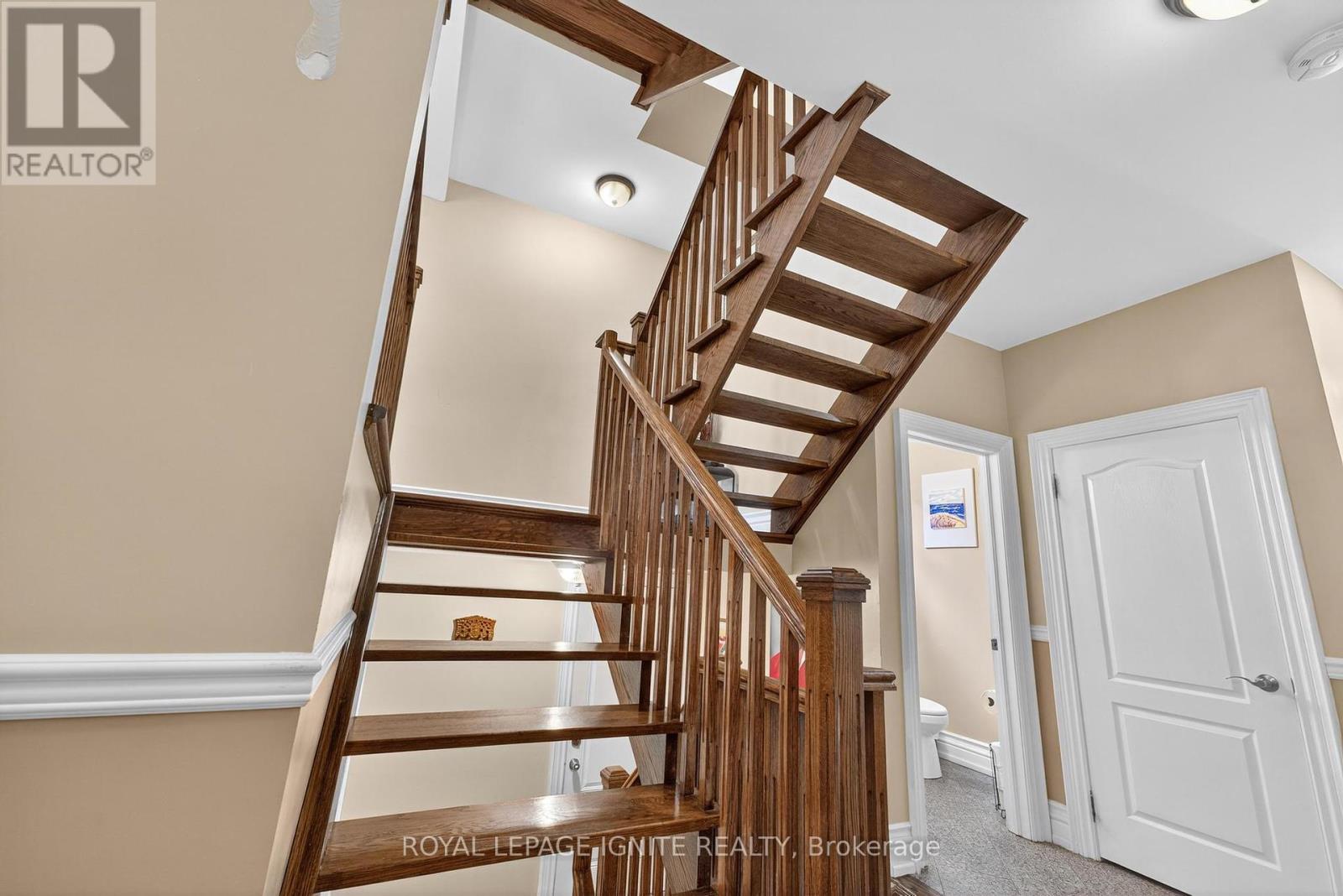 46 Lambton Avenue, Toronto, Ontario  M6N 2S1 - Photo 15 - W12447860