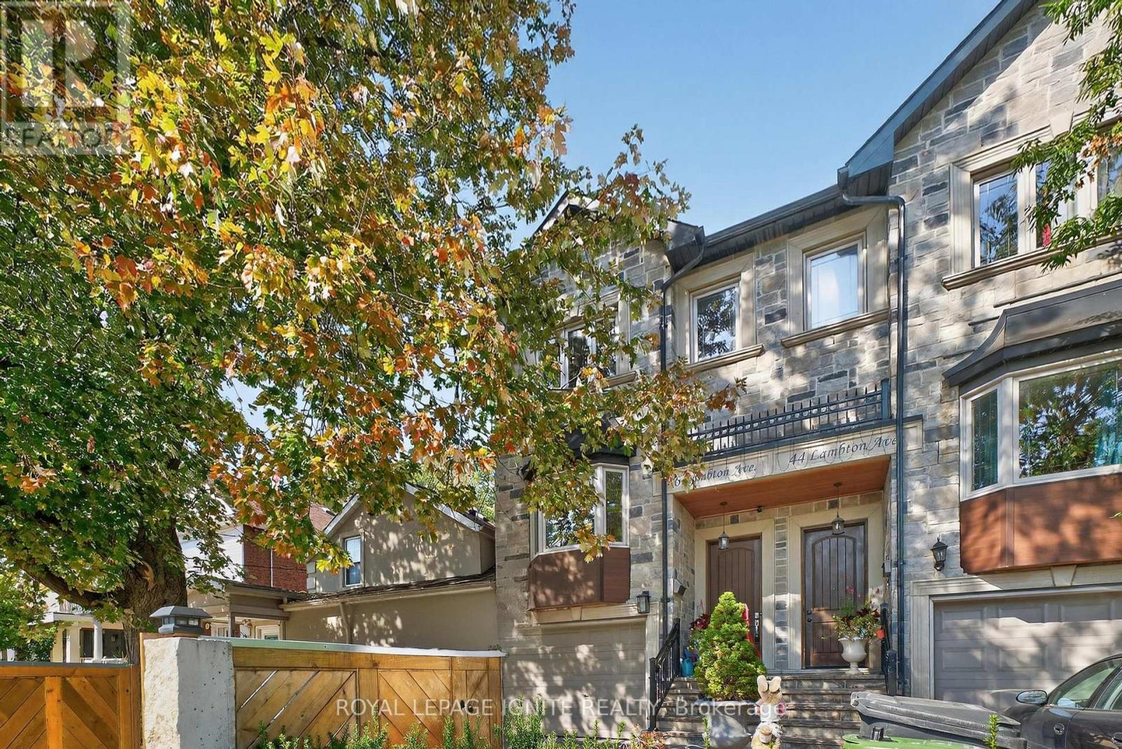 46 Lambton Avenue, Toronto, Ontario  M6N 2S1 - Photo 47 - W12447860