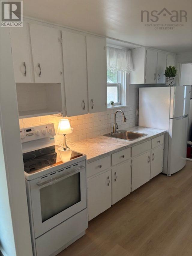 76 Willow Street, Hants Border, Nova Scotia  B0P 1P0 - Photo 11 - 202525385