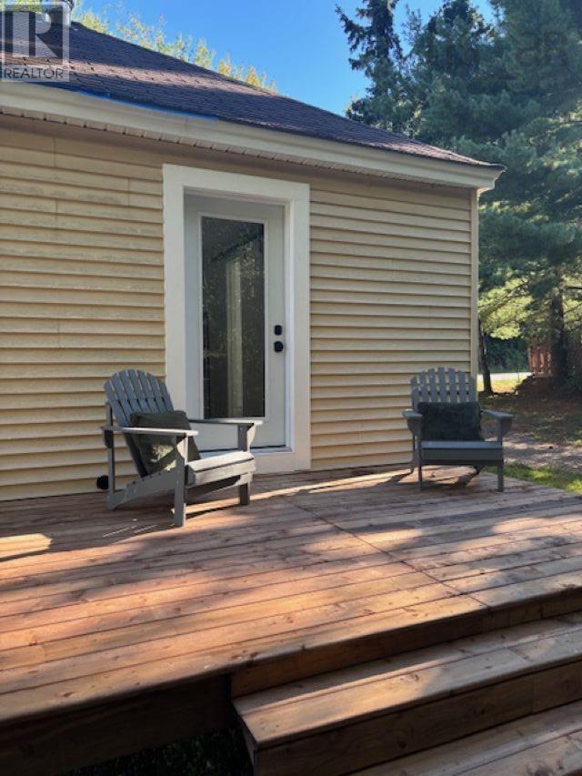 76 Willow Street, Hants Border, Nova Scotia  B0P 1P0 - Photo 2 - 202525385